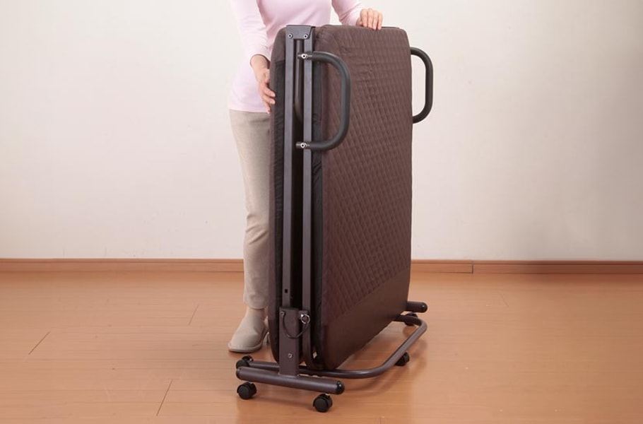 美品 折りたたみベッド リクライニング機能付 福岡市内と隣接市町村