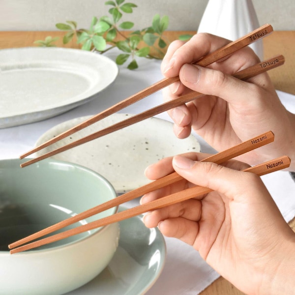 名入代込】「夫婦箸」銘木から削り出された五角箸のペアセット。女性用