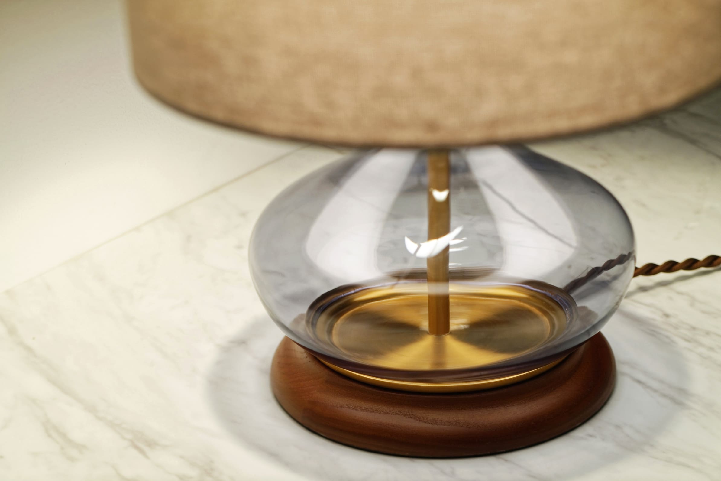 Lorencio ロレンシオ テーブルライト | すべての商品 | INTERFORM INC