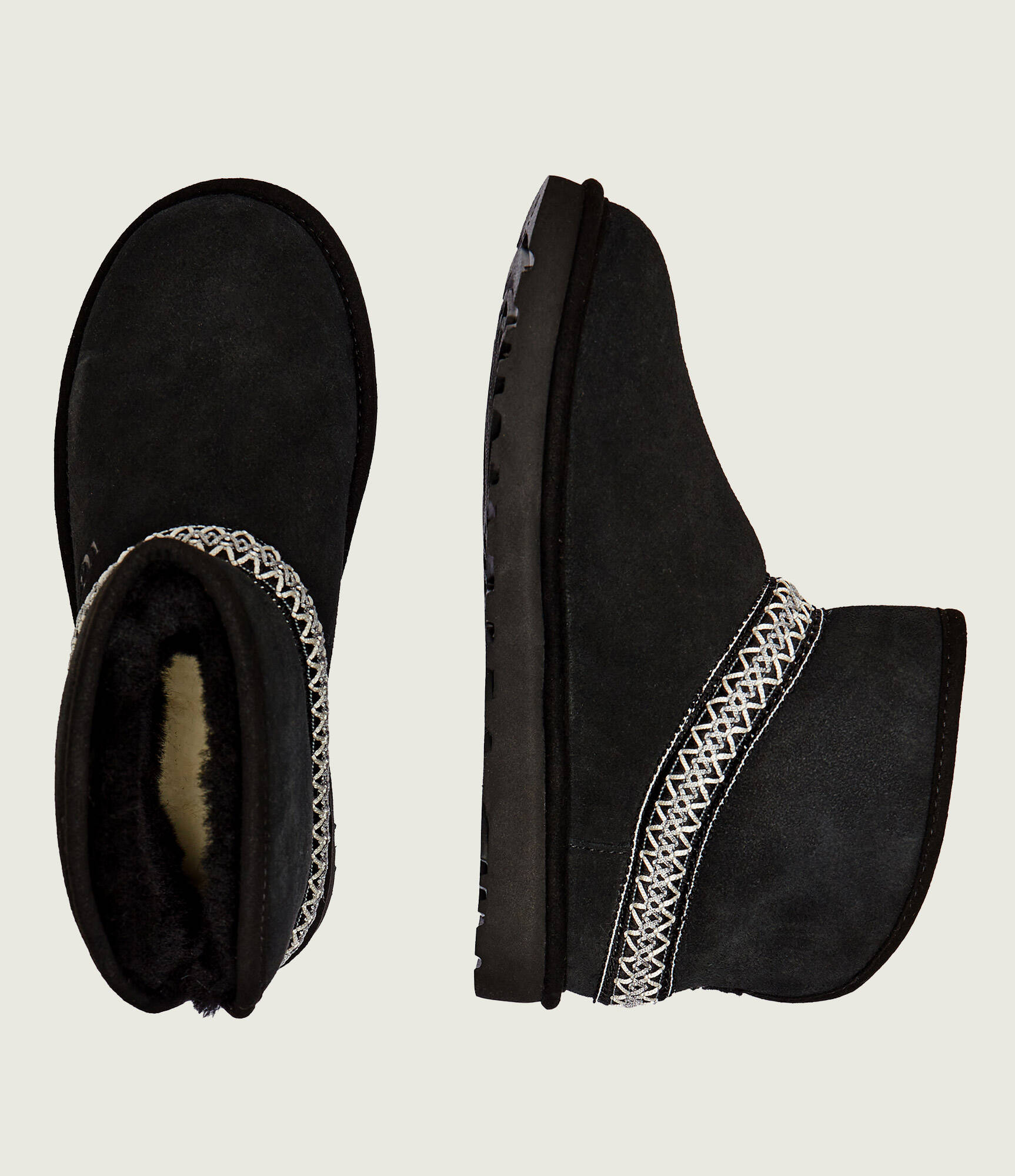 Bocanci W CLASSIC MINI CRESCENT UGG | piele întoarsă | culoare