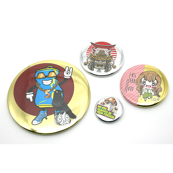 メタリック缶バッジ 円形｜ たった1個からでも安いのが魅力。送料無料