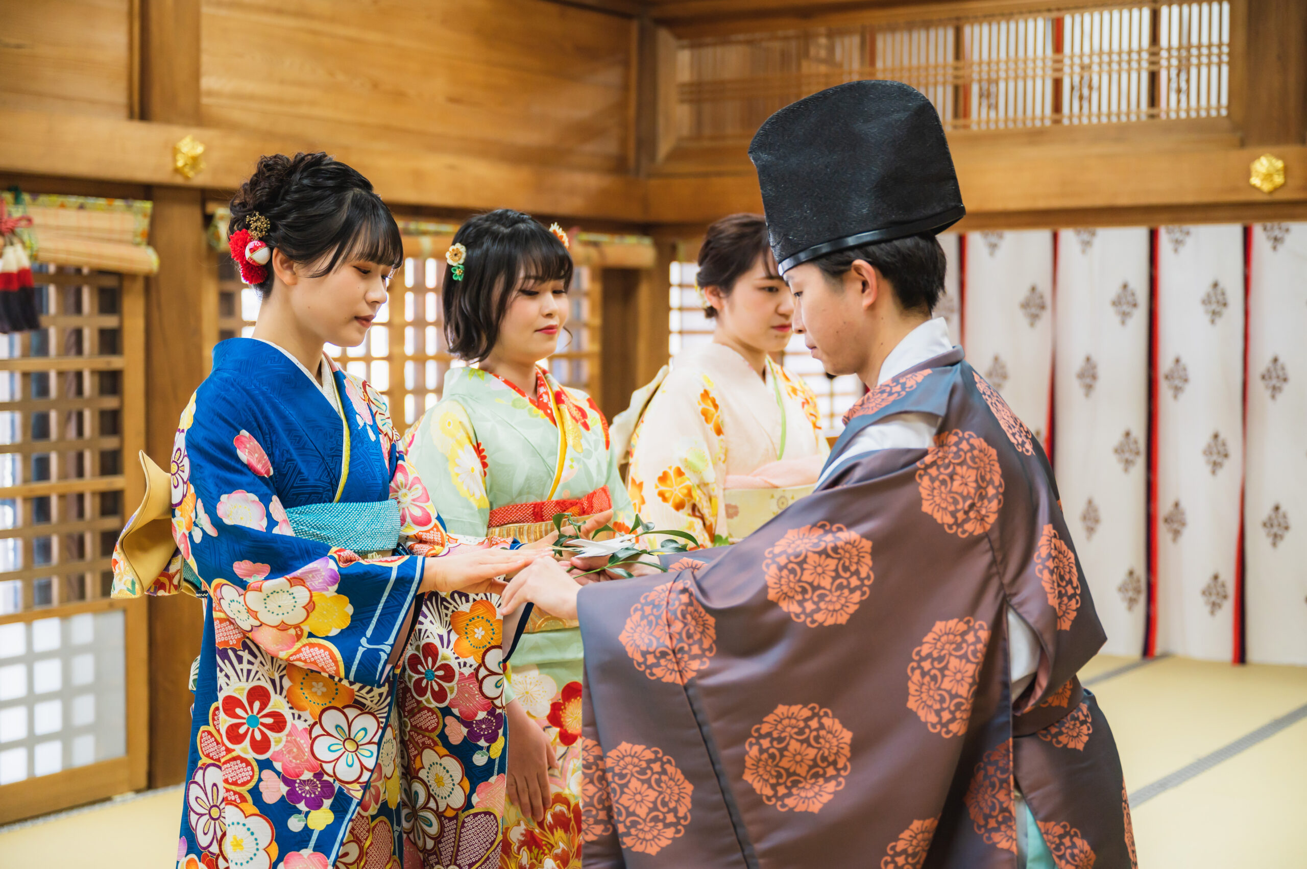 大國魂神社ご縁会 成人奉告参拝～式典当日から前撮・後撮まで～神社で
