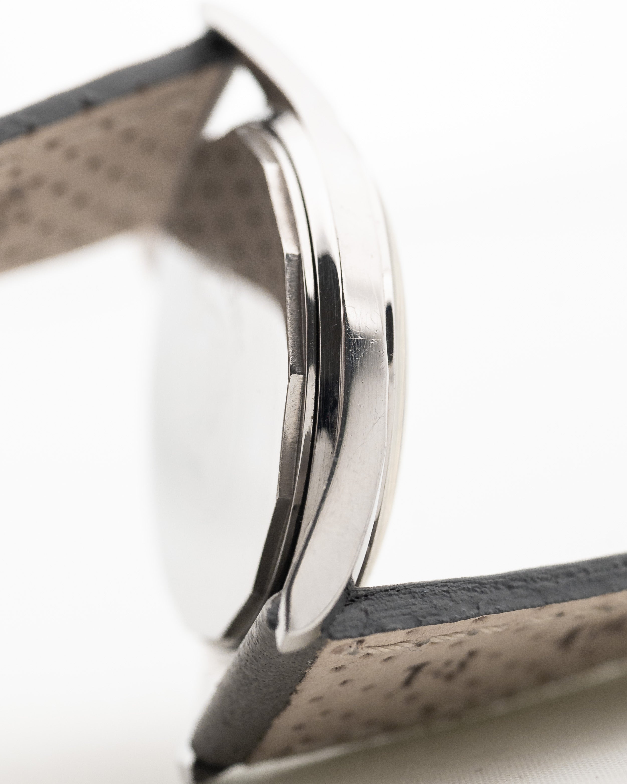 Universal Geneve Polerouter Silver 1960 – GOLDAMMER