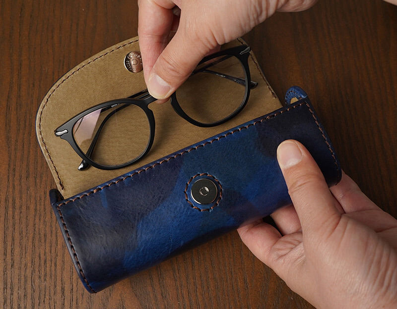 イタリアンレザー☆迷彩柄】メガネケース ハード 本革 EV-282 DUCT