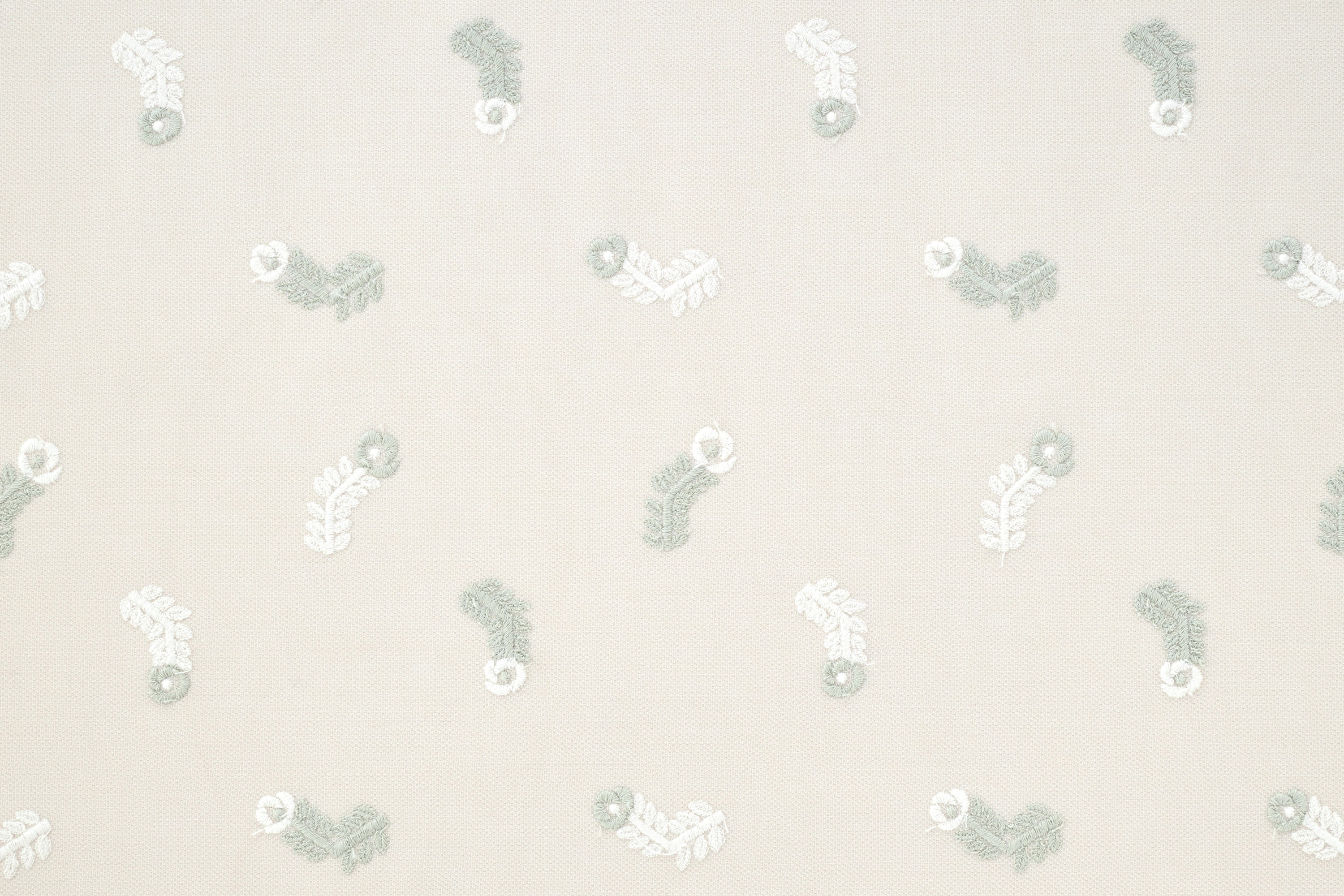 petal feather - minä perhonen