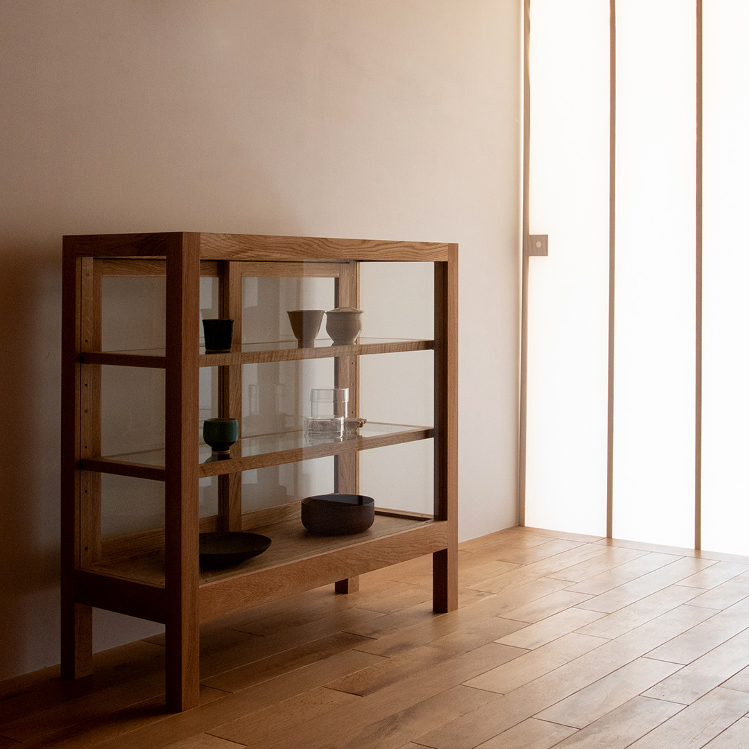 Showcase 02［ショーケース 02］｜ガラス棚｜Narrative - graf