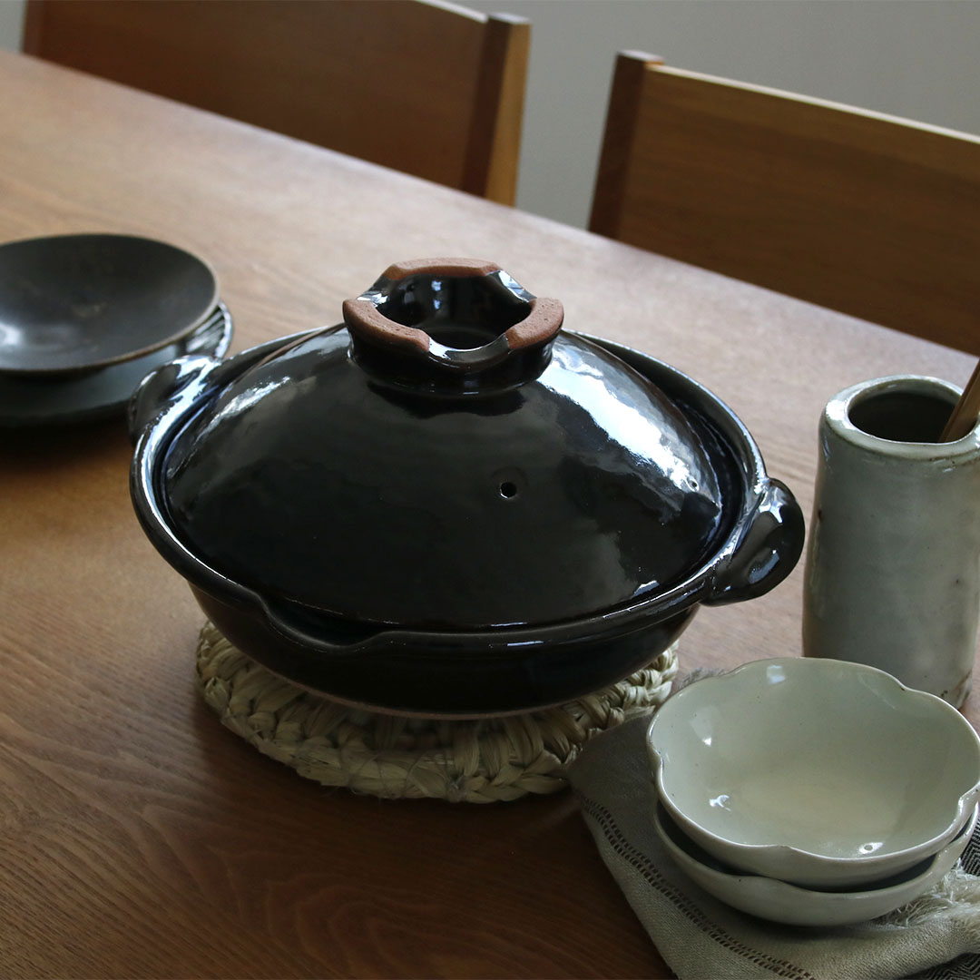 峡月陶苑 黒釉土鍋 33cm ジェイピリオド 取手もいい土鍋 黒釉/木つまみ