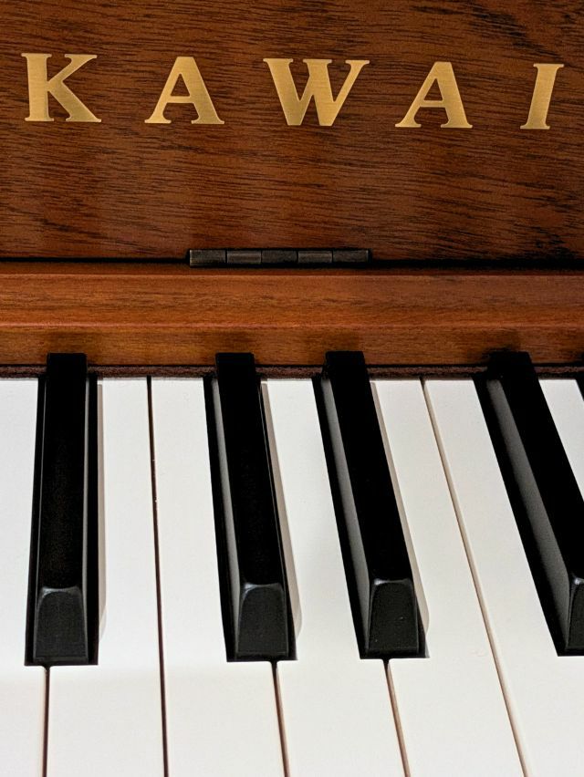 KAWAI（カワイ） C-880F 新古品ピアノ 台数限定！特別価格 | 中古