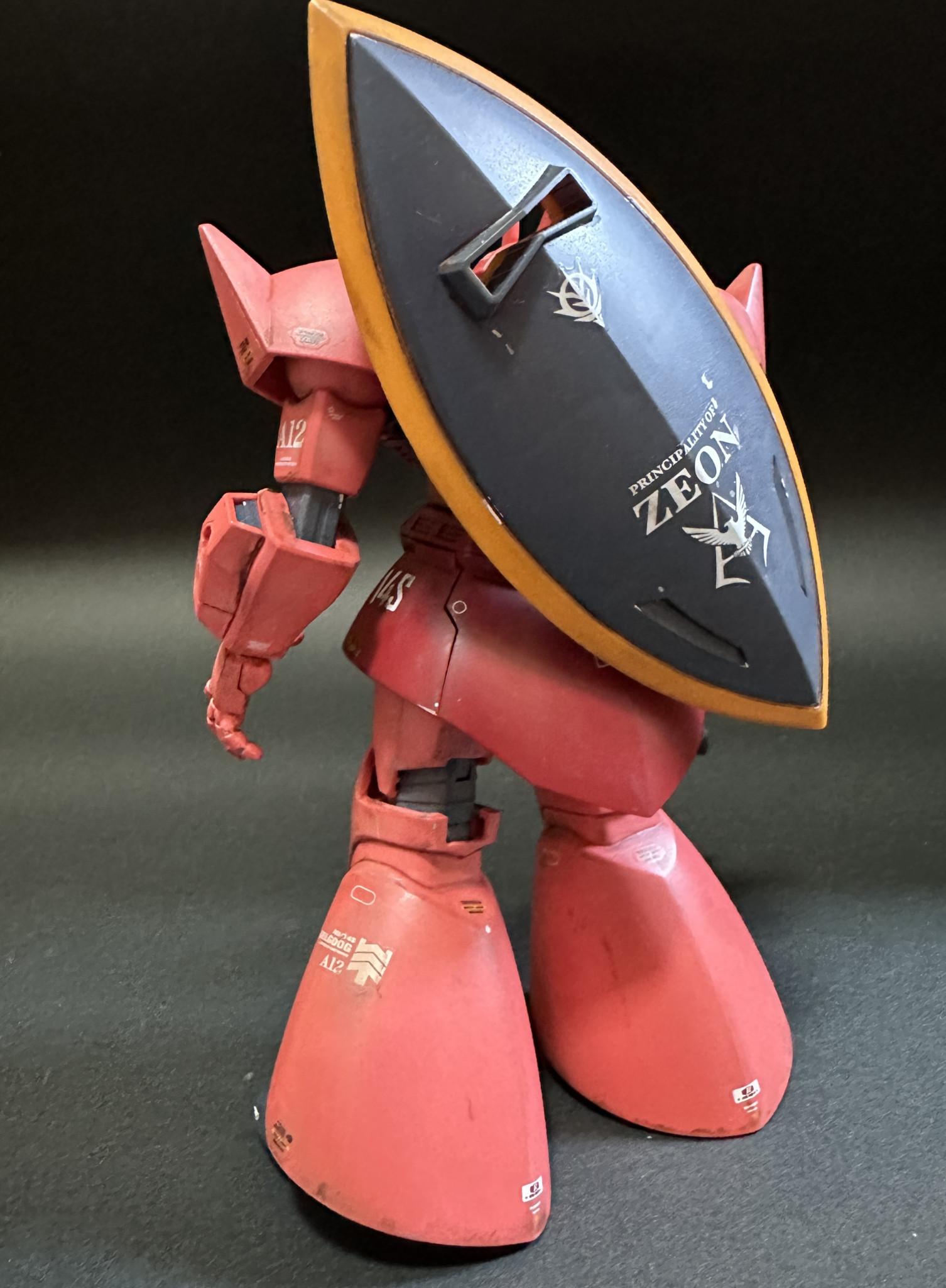 今月の成形色仕上げ 6月 HGUC シャア専用ゲルググ｜kusari 筧 草梨