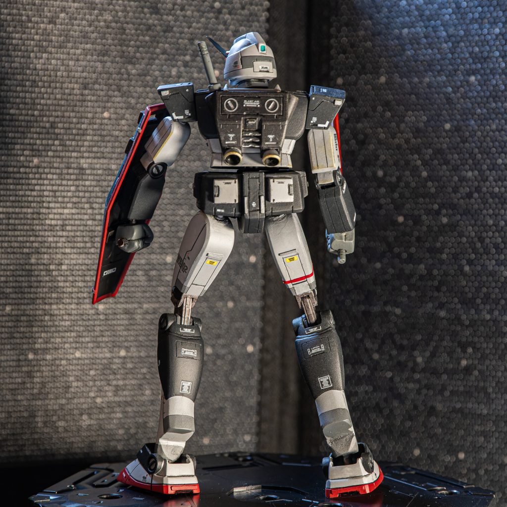 再販品旧キット 1/144 ガンダム RX-78-1 プロトタイプガンダム風カラー