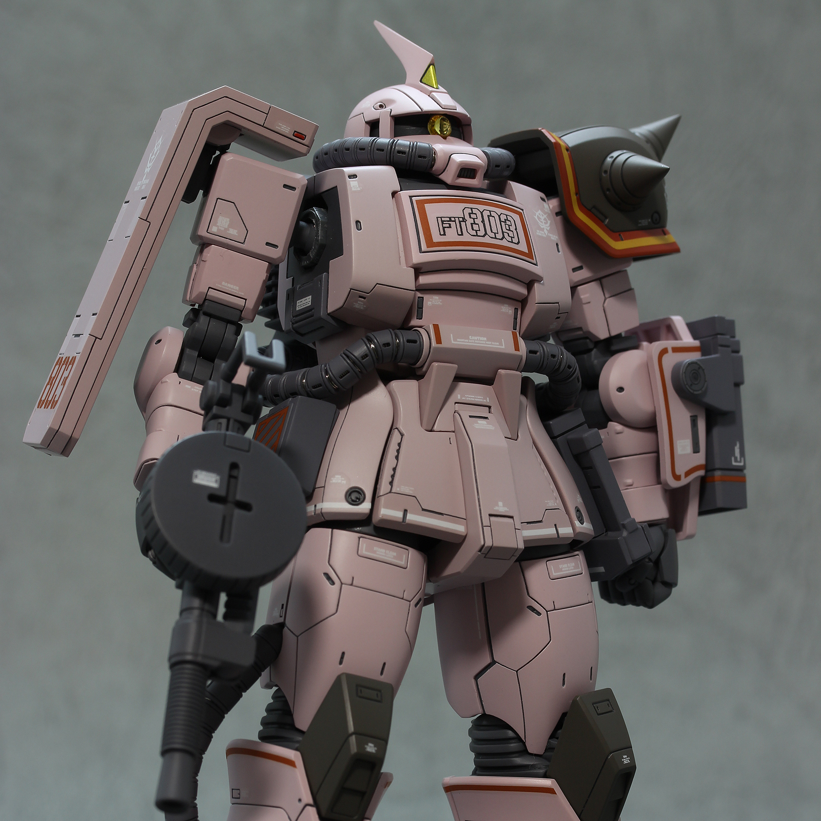 HG ザク・デザートタイプ ピンクパンサー隊機｜@yusukefacさんの