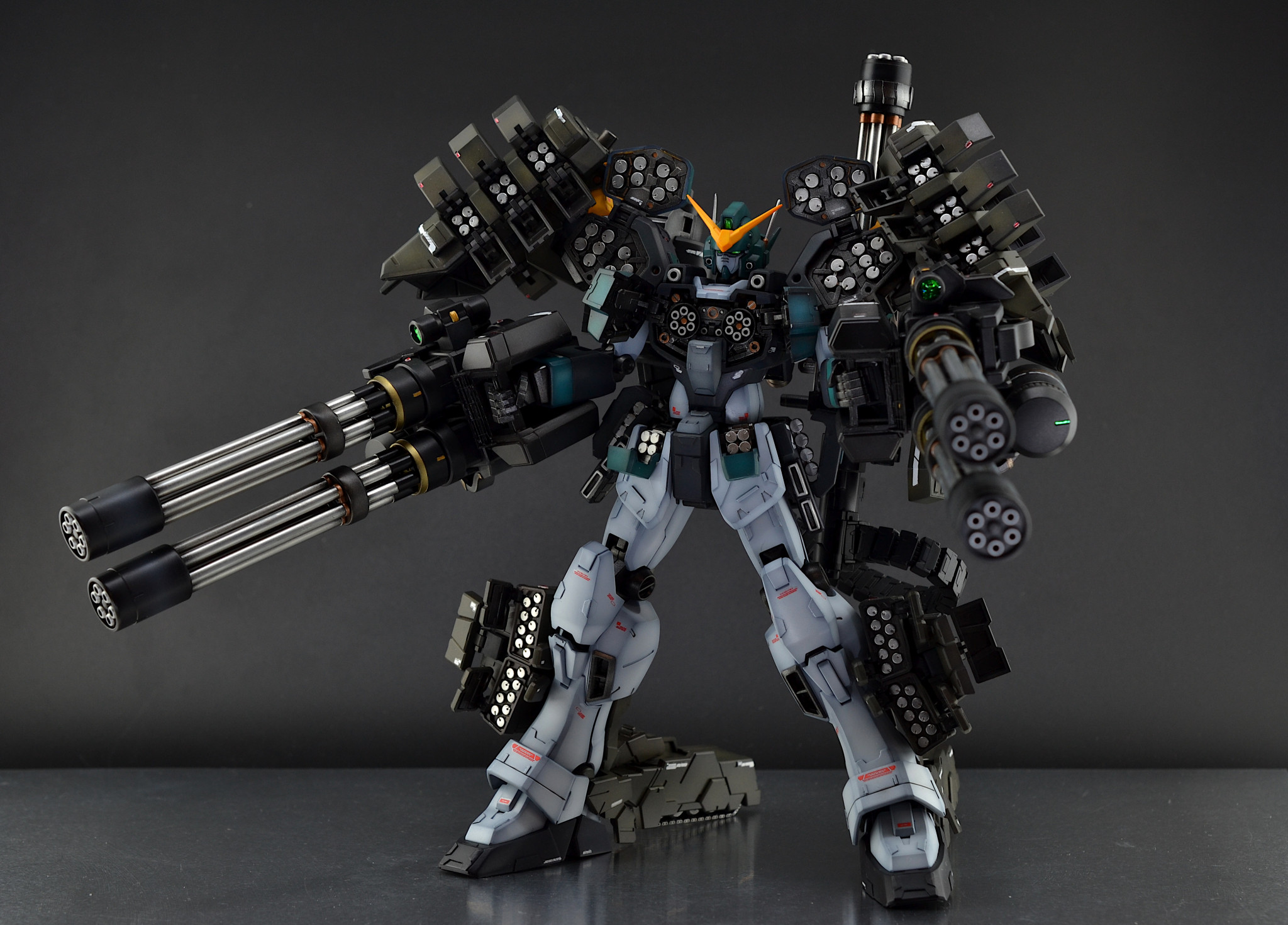 MG 1/100 ガンダムヘビーアームズ改 EW（イーゲル装備