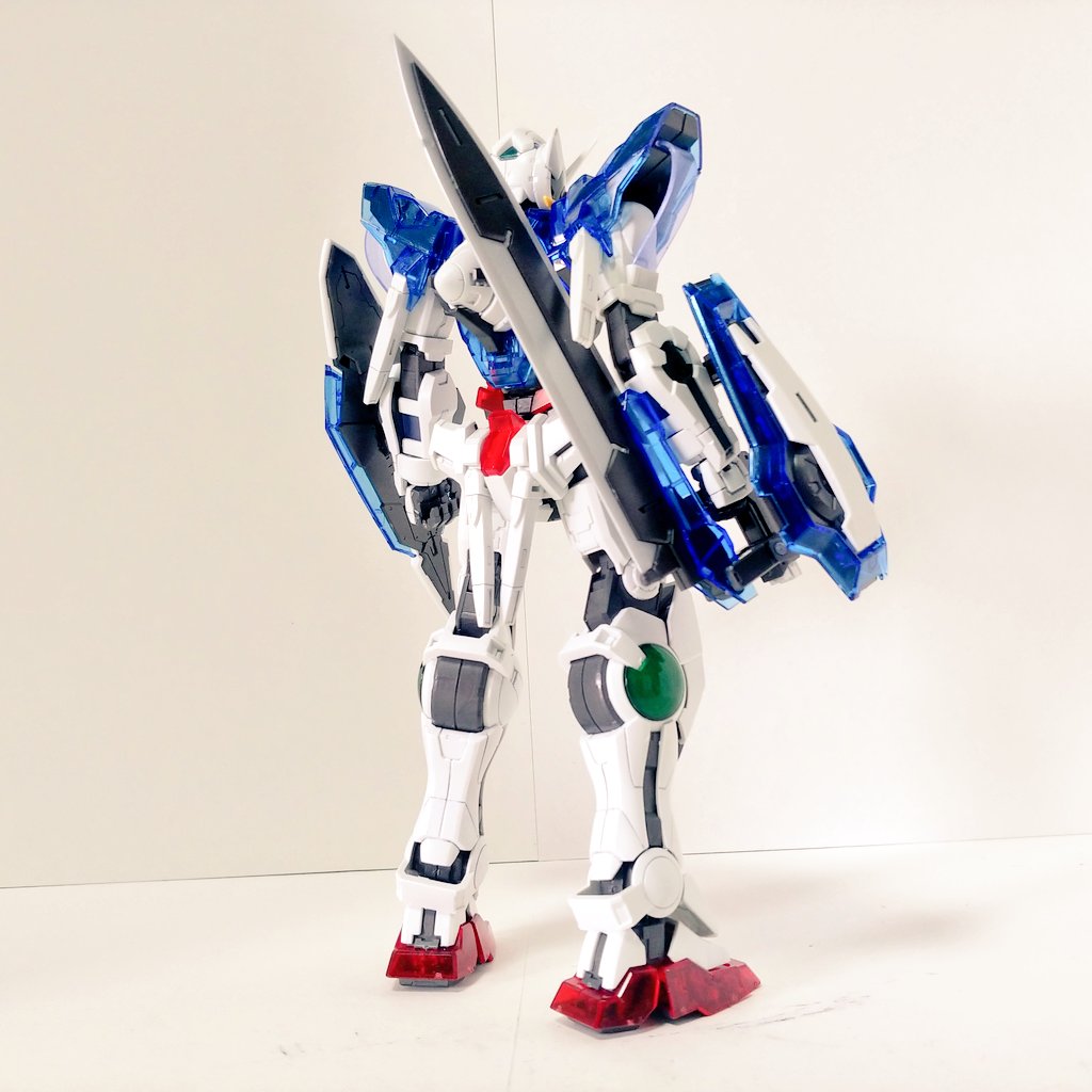 MG ガンダムエクシア ソリッドクリア｜火鉢さんのガンプラ作品｜GUNSTA
