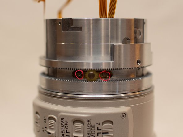 Canon EF 70-200mm f/2.8L IS USM Zooming Key Replacement - iFixit