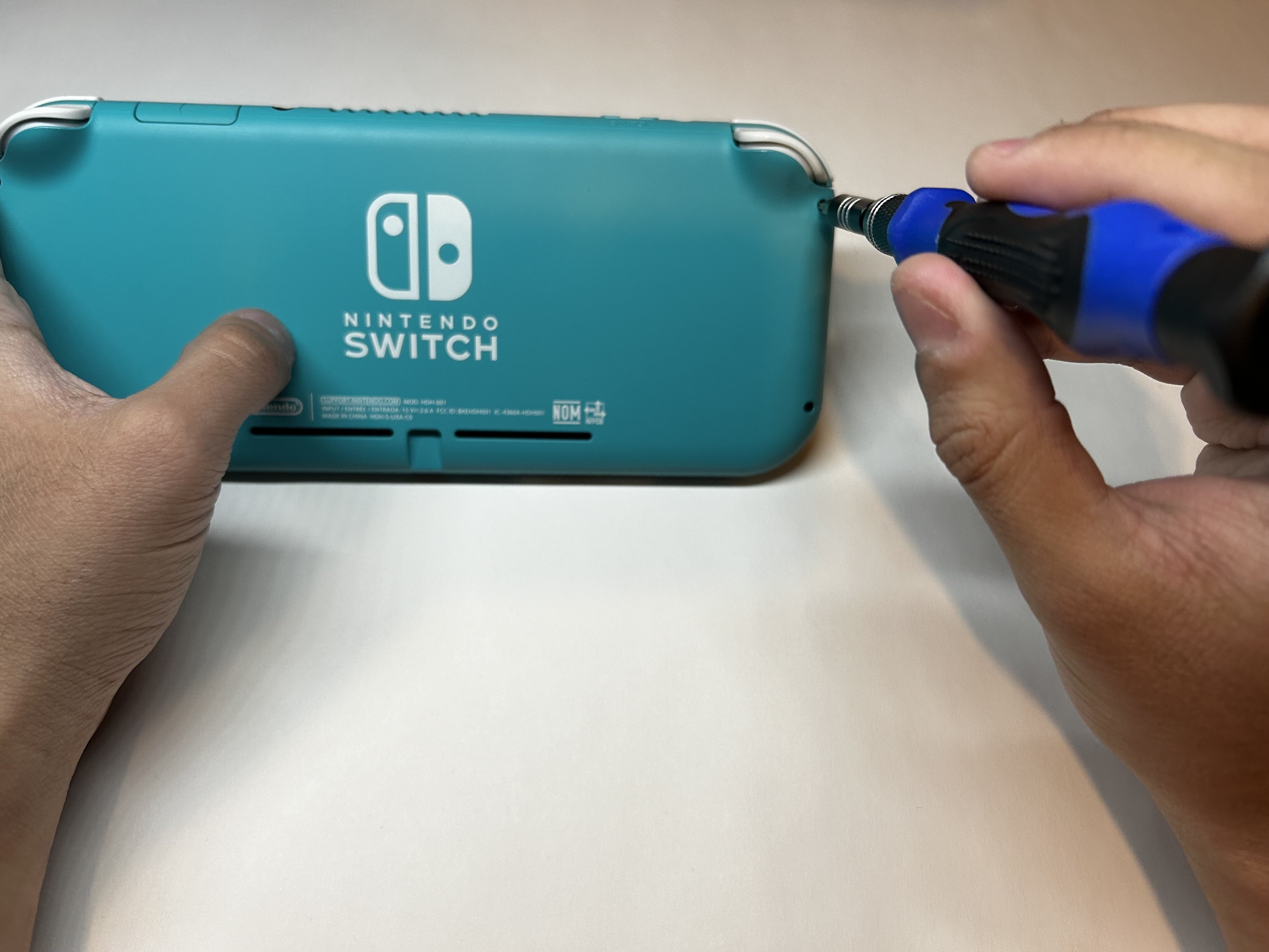Nintendo Switch Lite R button Replacement - iFixit Repair Guide