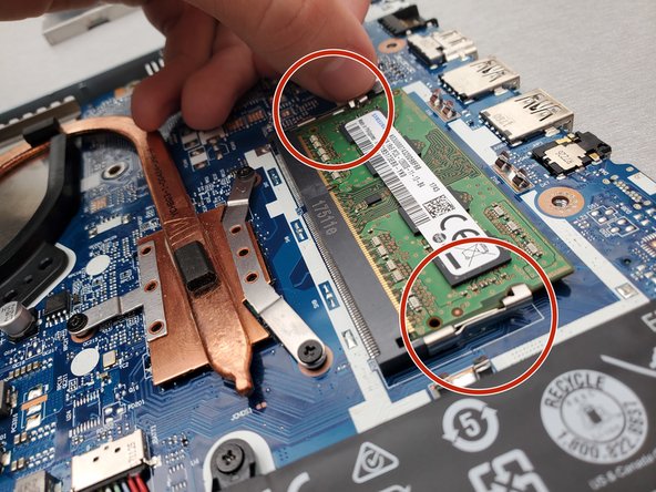 LenovoIdeapad 320-15 IAPメモリRAM交換 - iFixit 修理ガイド