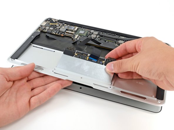 MacBook Air 11インチ Early 2014 トラックパッドの交換 - iFixit 修理
