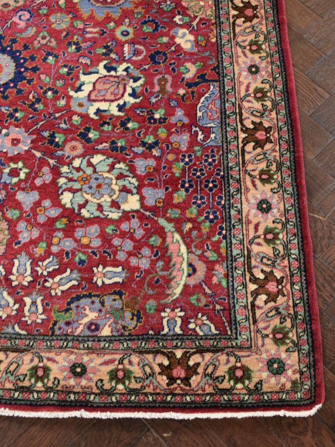 トルコから届いたケマリエの絨毯、ビンテージのおしゃれなトライバル