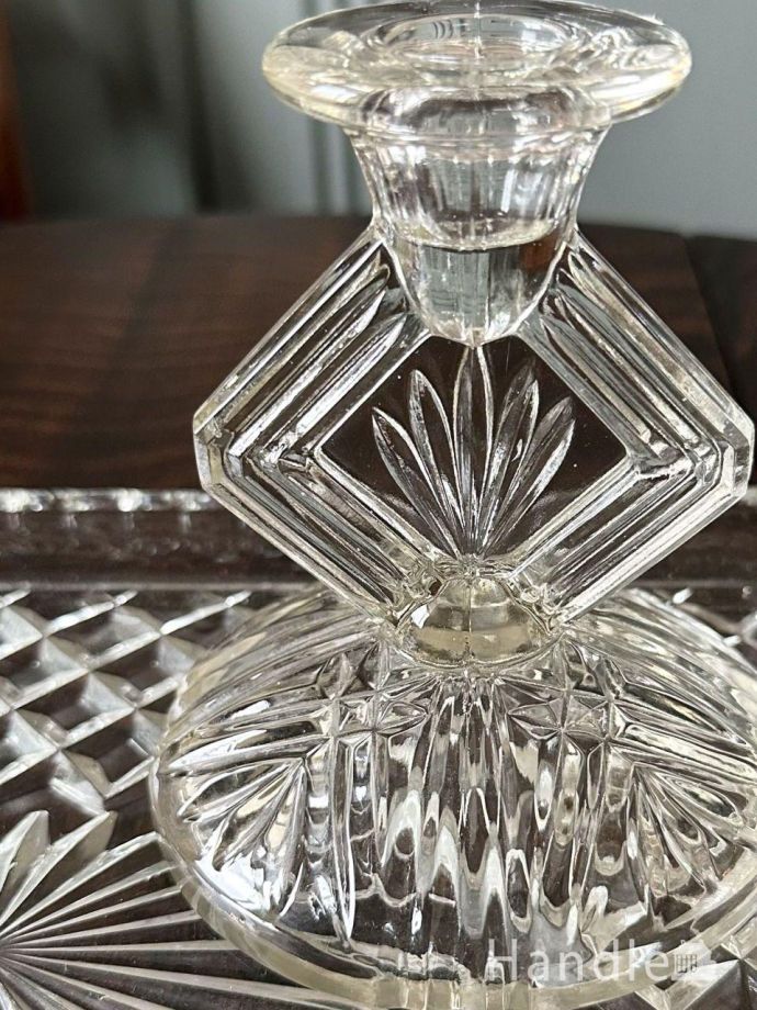 英国貴族に使われていたアンティークガラスの4点セット、プレス模様が