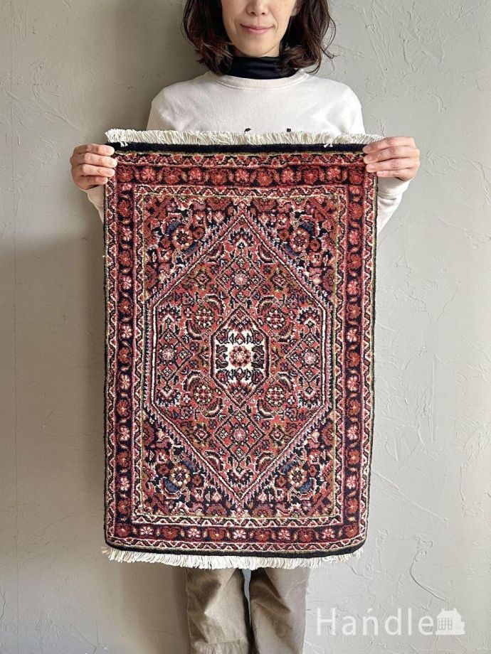 玄関マットに使えるペルシャ絨毯、ザンジャーンのおしゃれな手織りの