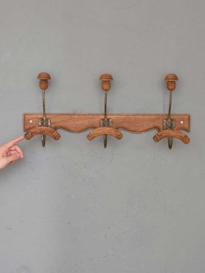 フレンチアンティーク風のおしゃれなフック、コート＆ハット用の壁