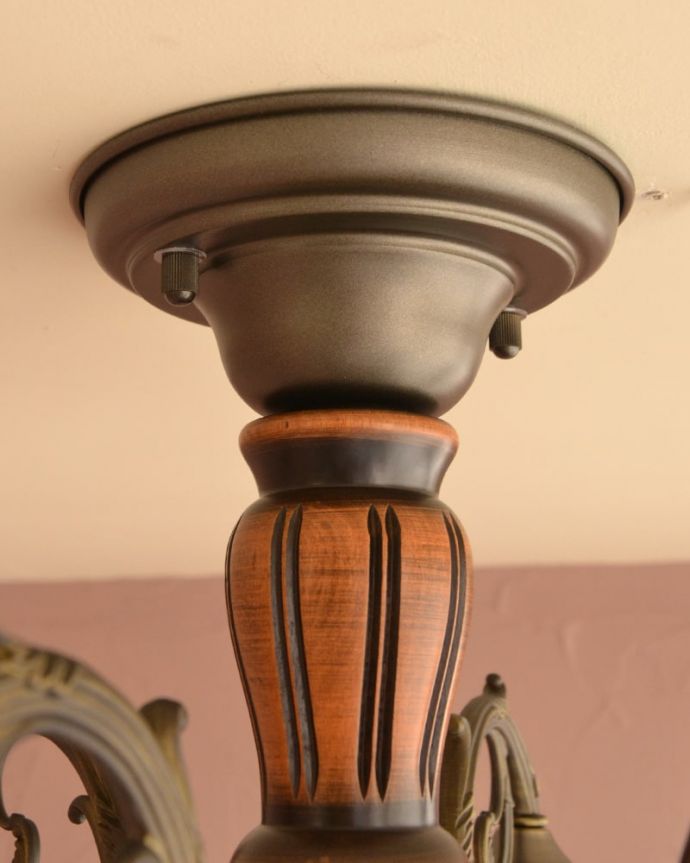 アンティーク調のシーリングシャンデリア（6灯・電球セット）(cr-539