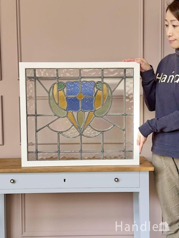 英国アンティークのステンドグラス、爽やかなブルー色のお花のステンド