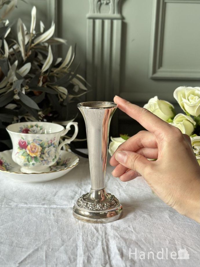 英国アンティークのフラワーベース、シルバープレートのおしゃれな