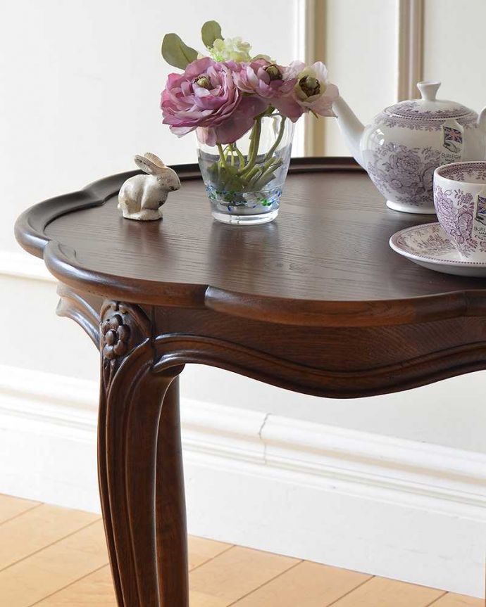 アンティーク家具屋が選んだ、アンティーク風のティーテーブル(y-325-f