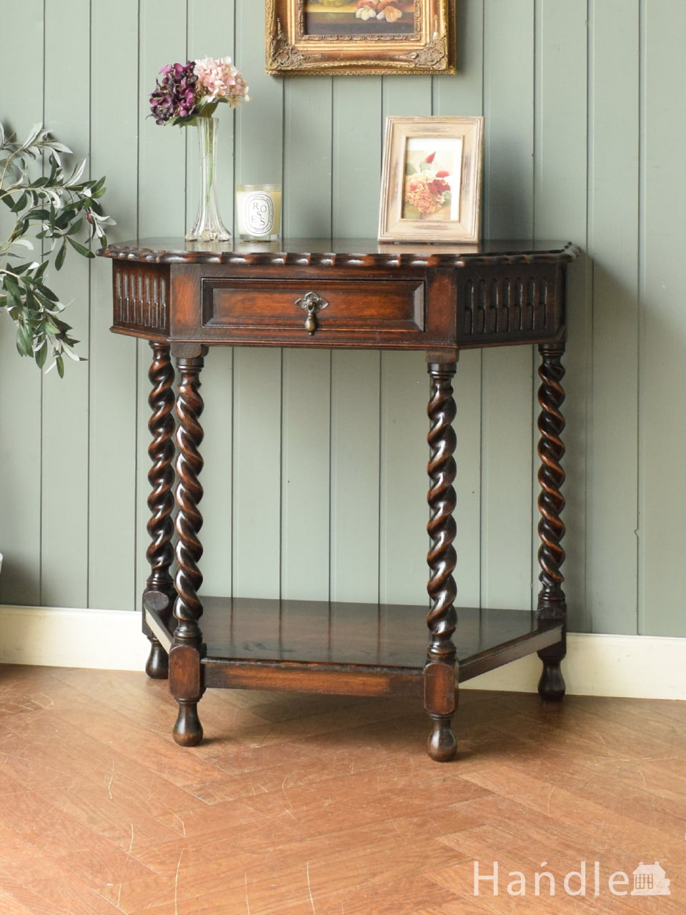 イギリスから届いたアンティークのコンソールテーブル、マホガニー材の