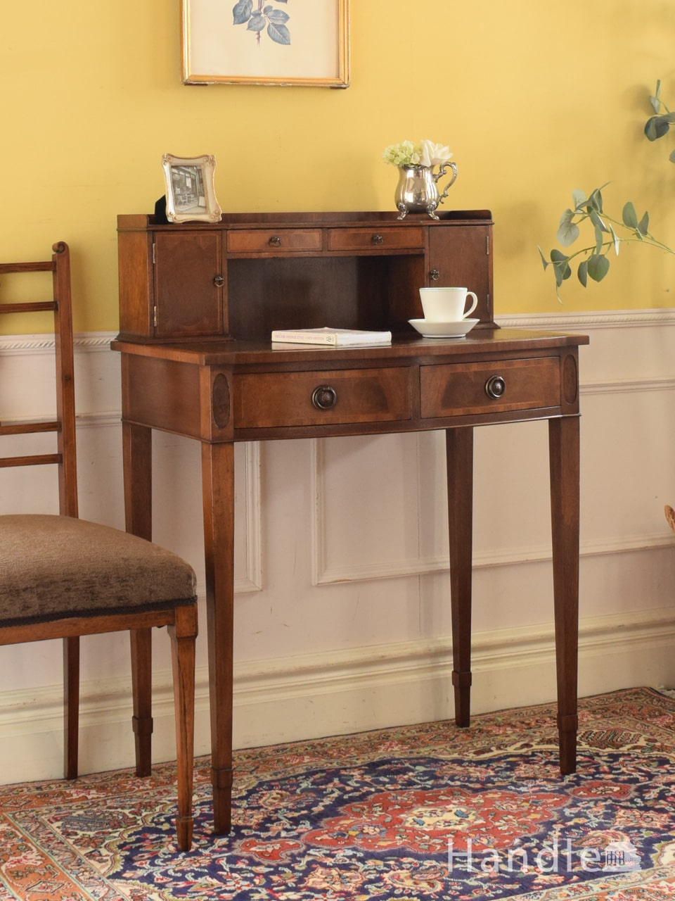 イギリスから届いたアンティークのデスク、オーク材のおしゃれな片袖机