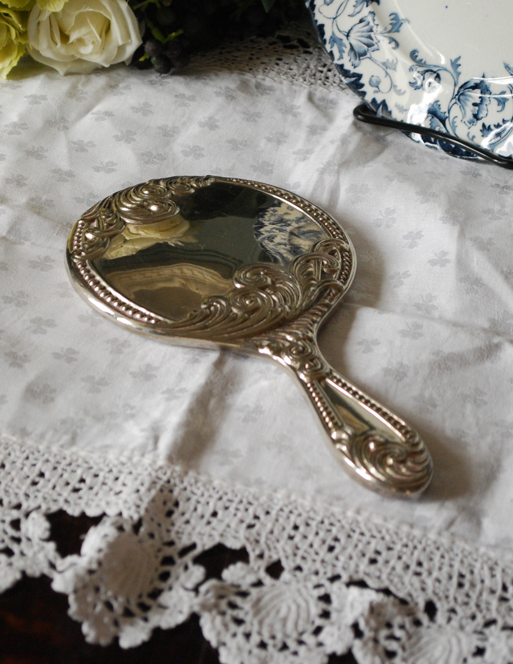 アンティークシルバーのハンドミラー（手鏡）、英国のシルバープレート