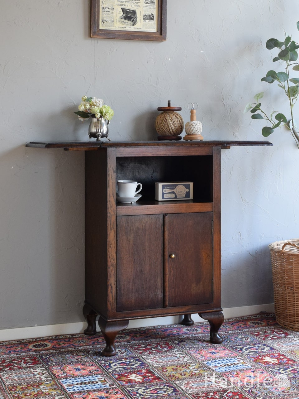 フランスで見つけたアンティークキャビネット、かわいいサイズのナイト