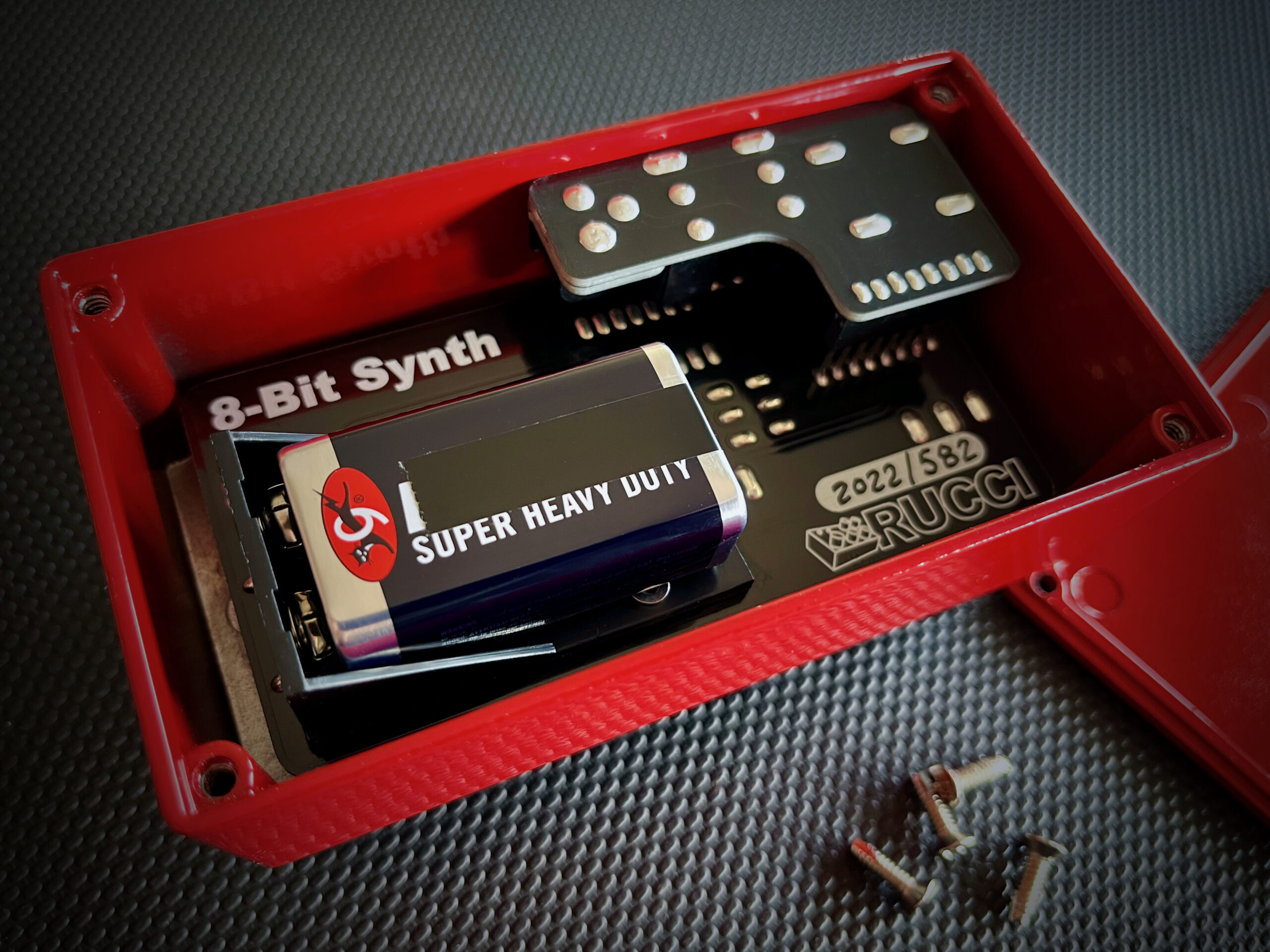 8-Bit Synthesizer | Handmade Electronic Instruments