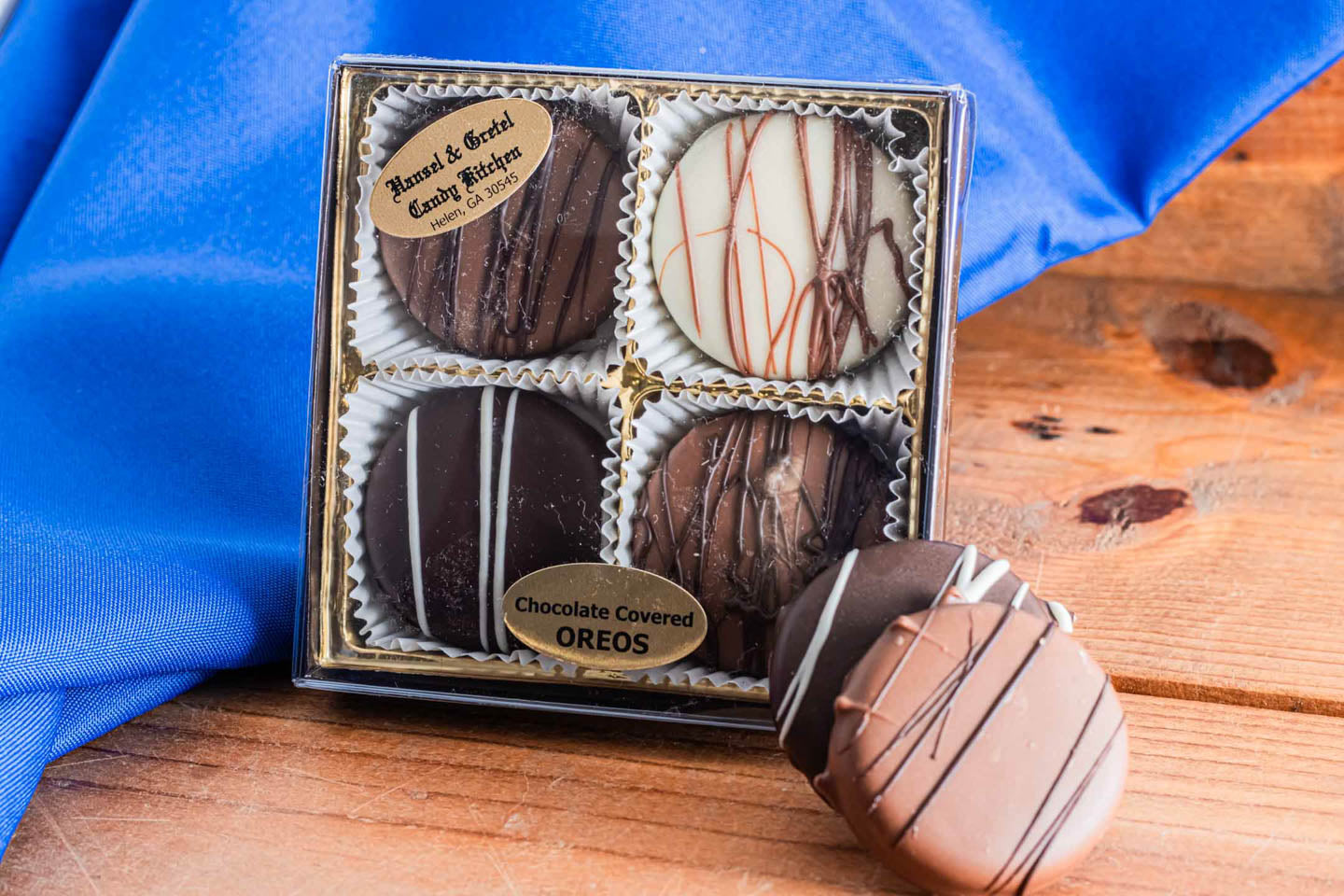 4pc Pre Packaged Assorted Chocolate Covered Oreo - Hansel And