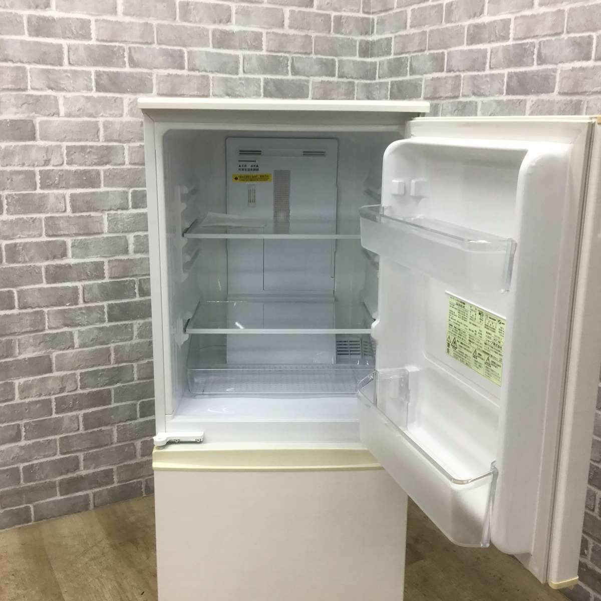 SHARP 冷蔵庫 2ドア 137L どっちもドア SJ-D14C-W 2017年製 | リユース