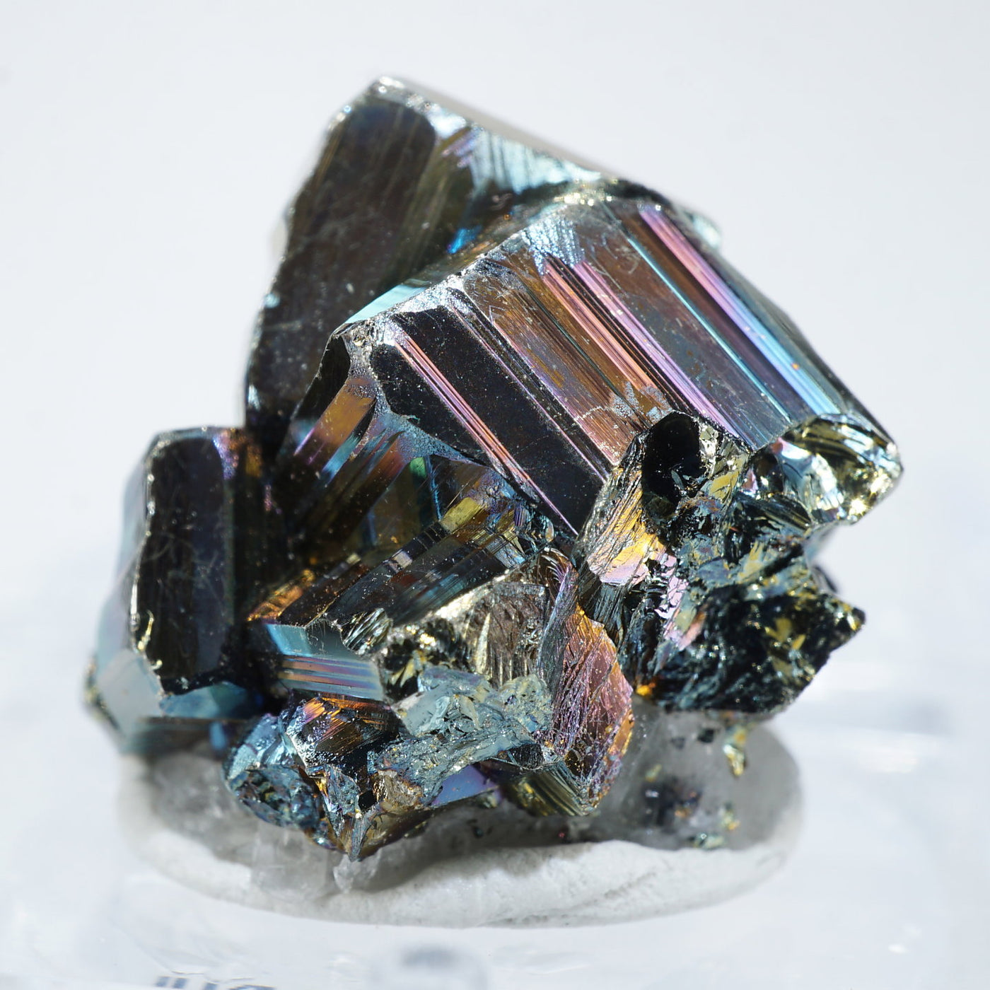 k*o様 カラーキュービックパイライト クラスター ☆台座付☆ 黄鉄鉱