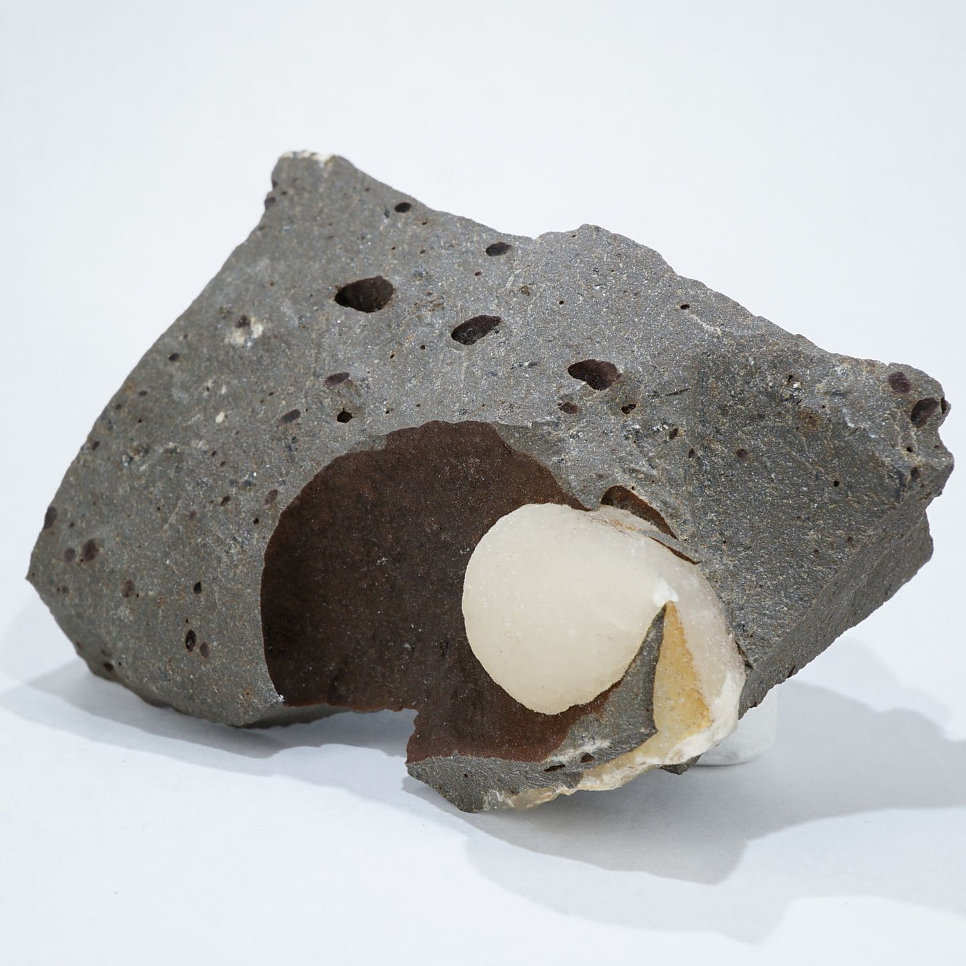 イタリア産 カルサイト – 天然石ハッピーギフト