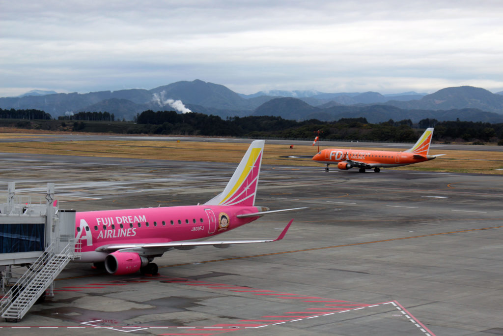 333円】グリーン FDA 組み立て飛行機