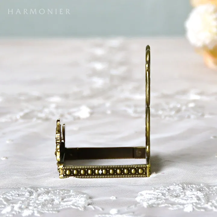 ワンダーランドラビットスマホスタンド(時計/ポット)※リボン付き