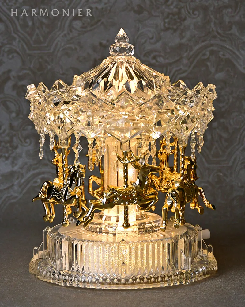 アクリルLEDカルーセルオルゴール/クリア＆ゴールド｜クリスマス雑貨の