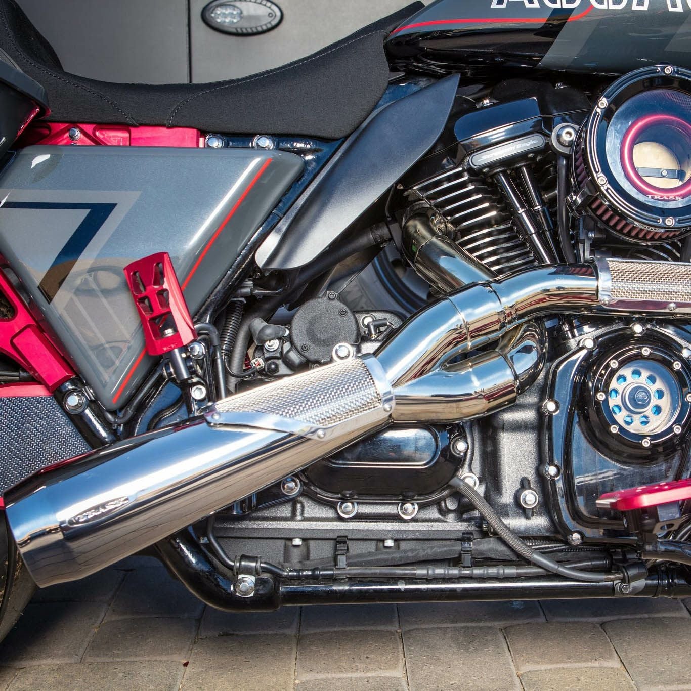 バンス＆ハインズ （VANCE&HINES） ハイアウトプット・2in1フル