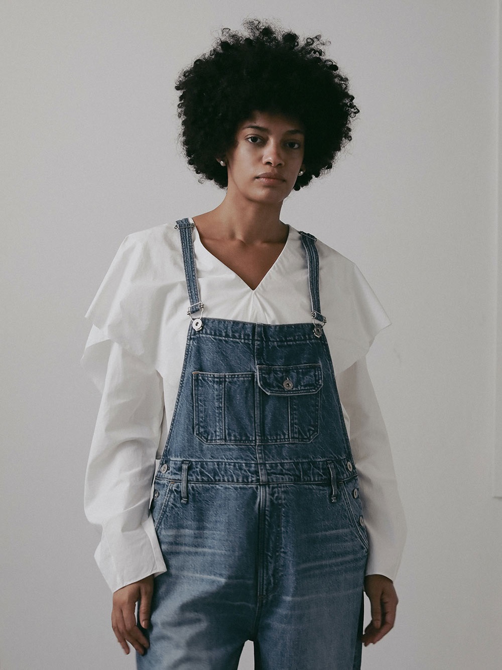 フレアカラーブラウス | Blouse | HER. Online Store