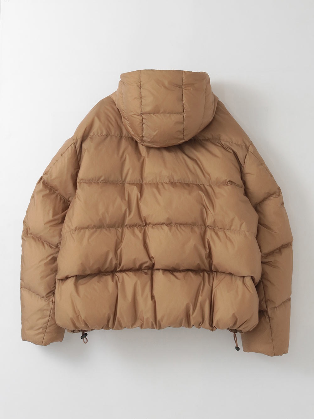 REMI RELIEF別注カラーショートダウン | Outer | HER. Online Store