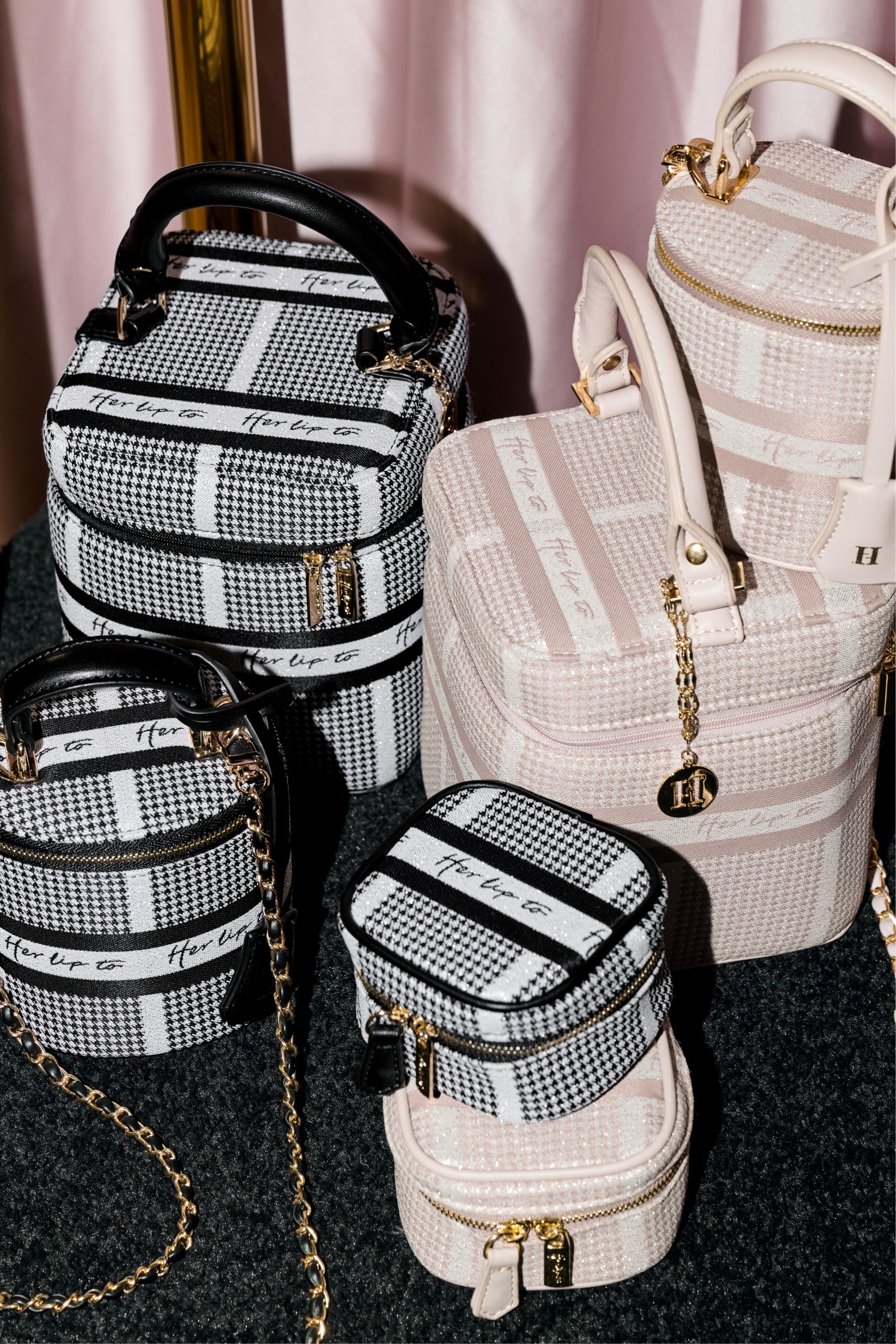 HLT Jacquard Jewelry Case