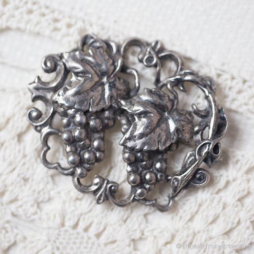 アールヌーボー葡萄アンティーク・シルバー・ブローチ – アンティーク