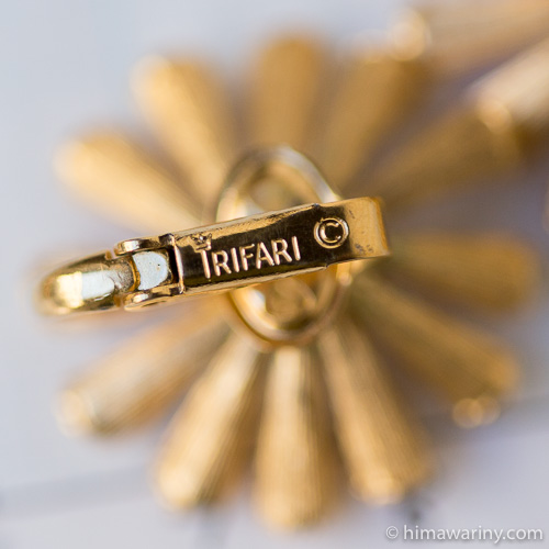 Trifari トリファリ-ダイヤダリア・ブローチ＆イヤリング・セット