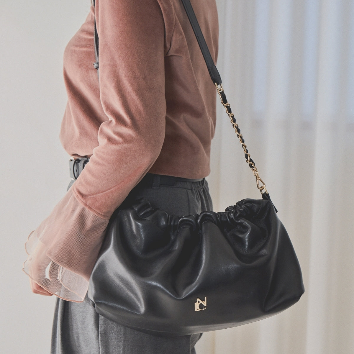 SALE】ギャザーショルダーバッグ/554181