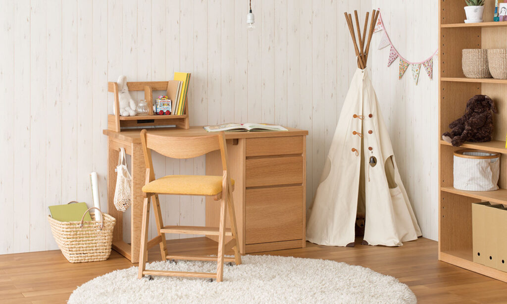 飛騨産業(HIDA) | 人気の学習机 ランキング ～セール情報や商品の特徴