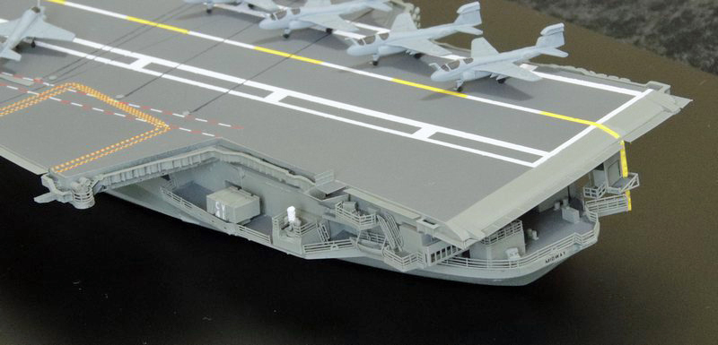 1/700航空母艦「CV-41 ミッドウェイ」完成写真 – 艦船模型製作代行